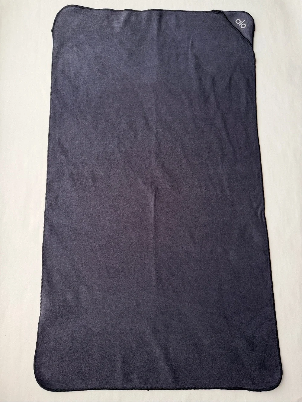 ALO Yoga brand alo